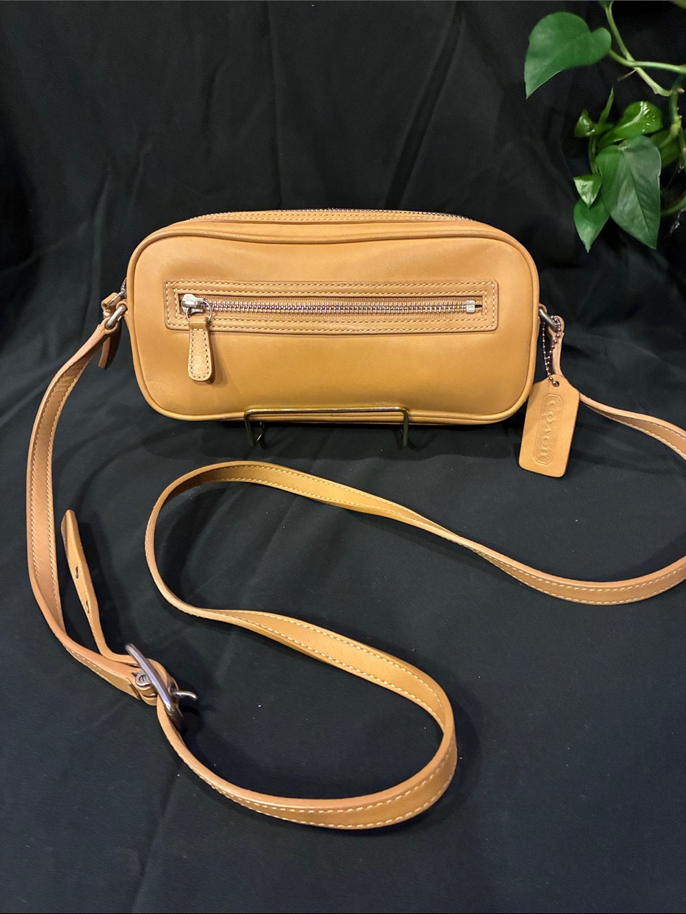 Like New Legacy Leather West Crossbody in Baguette - Camara Bag Shape (ABBA)